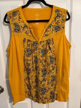 😍St. John's Bay Cotton Yellow Paisley-Panel Sleeveless Top Size XL